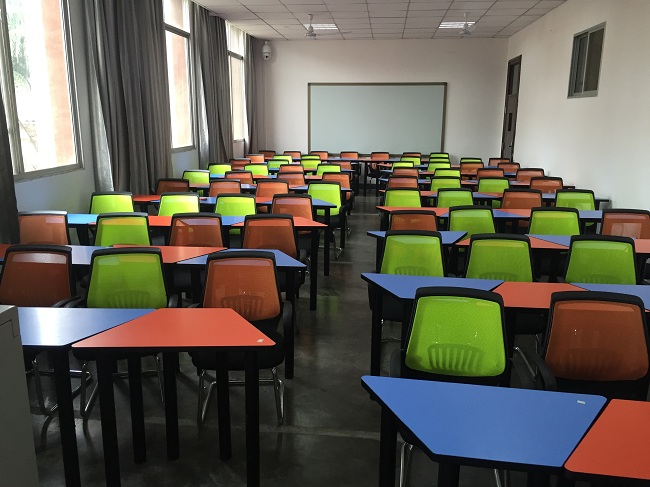 1492588730915547.jpg Classroom2.jpg
