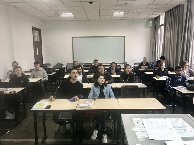 国际教育学院进行开学留学生教学秩序检查