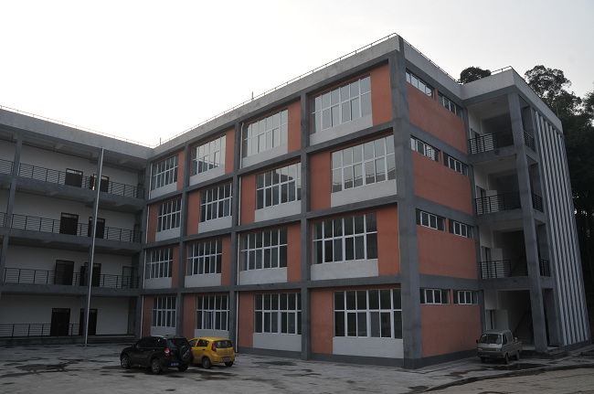 1492588680557188.jpg Lab building.jpg